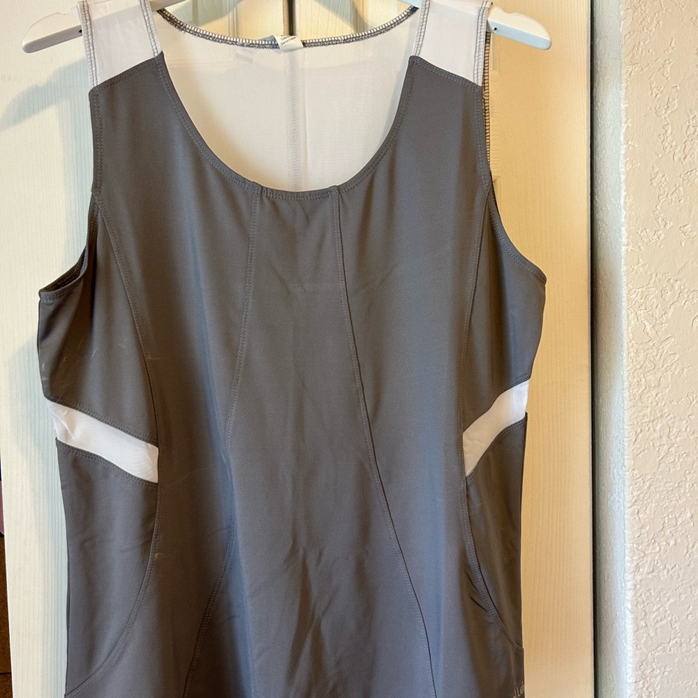 Women’s tank